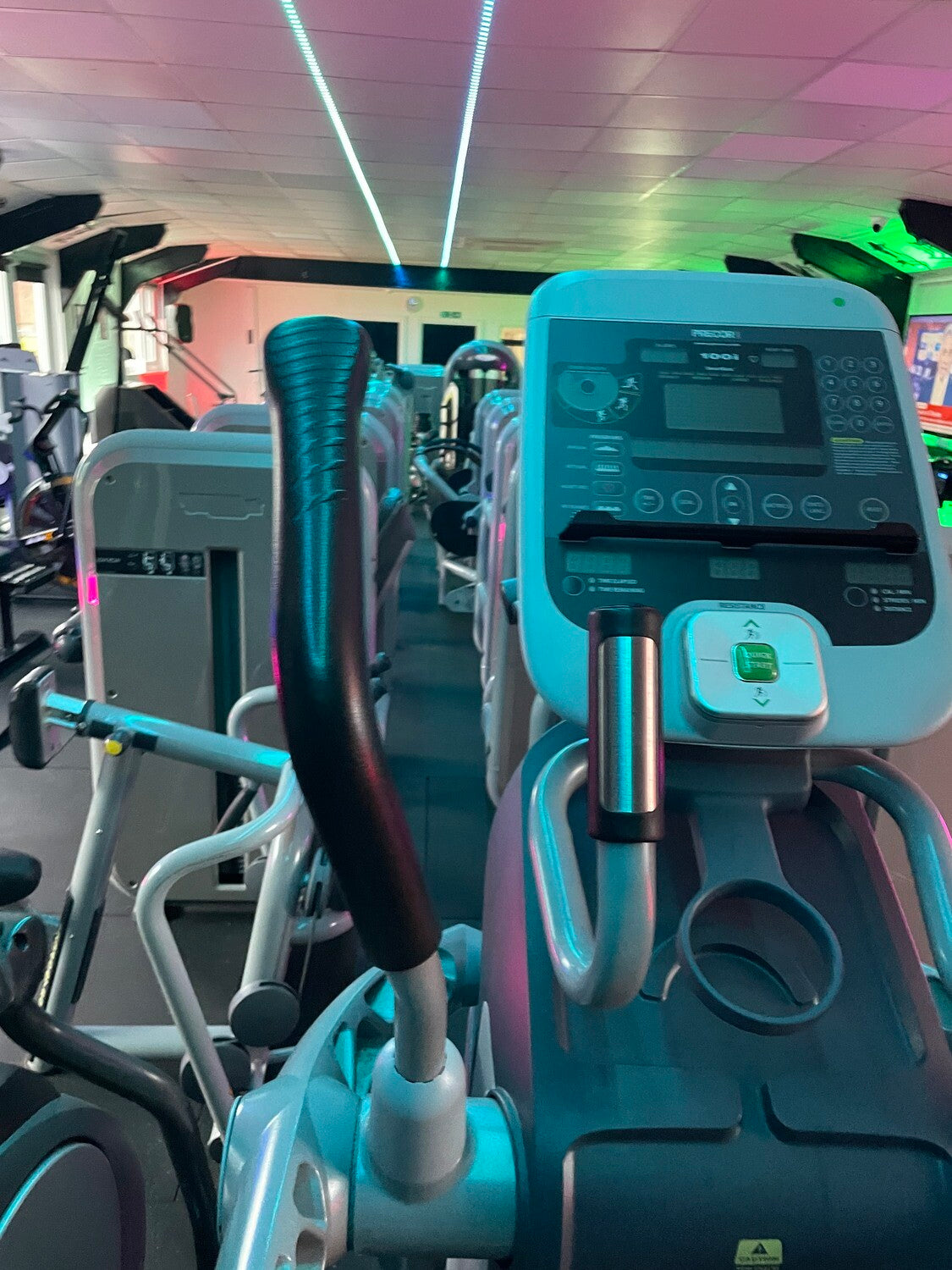 Precor AMT 100i Adaptive Motion Trainer Elliptical Cross Trainer Used