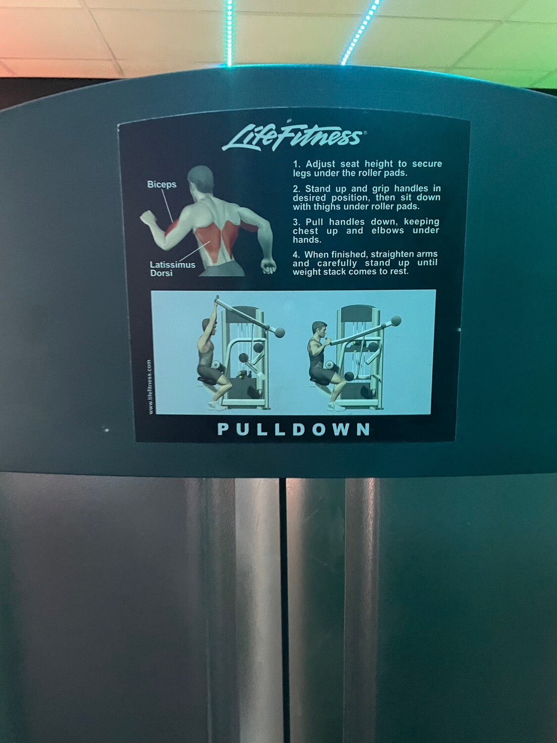 Life Fitness Signature Series Pull Down Pin Selection Machine Used