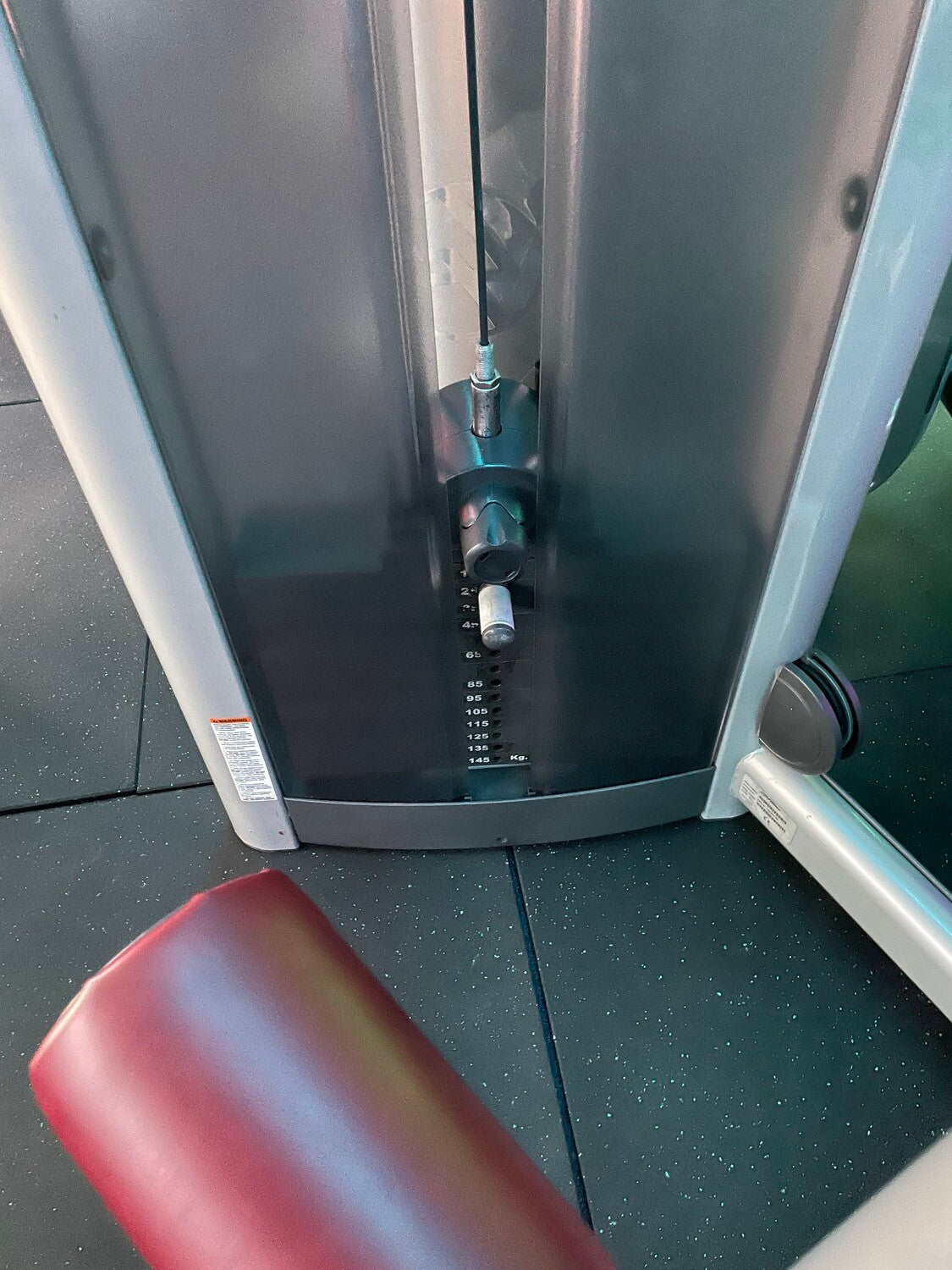 Life Fitness Signature Series Pull Down Pin Selection Machine Used