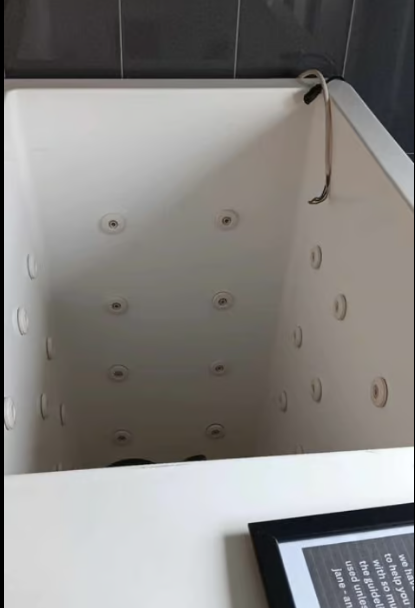 Cryo Spa Commercial with NEW CHILLER, CATCH TRAY AND STEPS Ice Therapy Plunge Pool