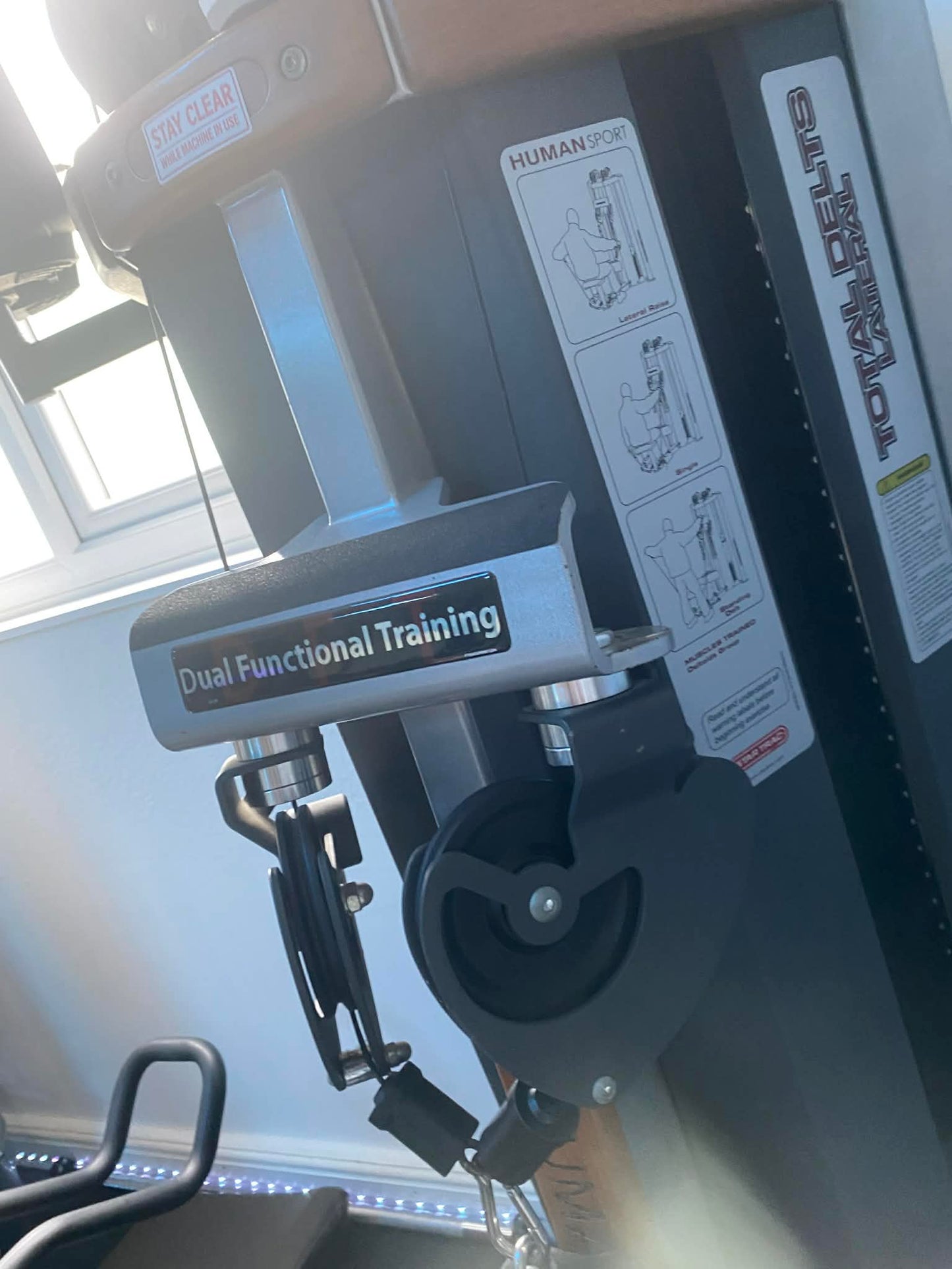Star Trac Human Sport Total Delt Machine