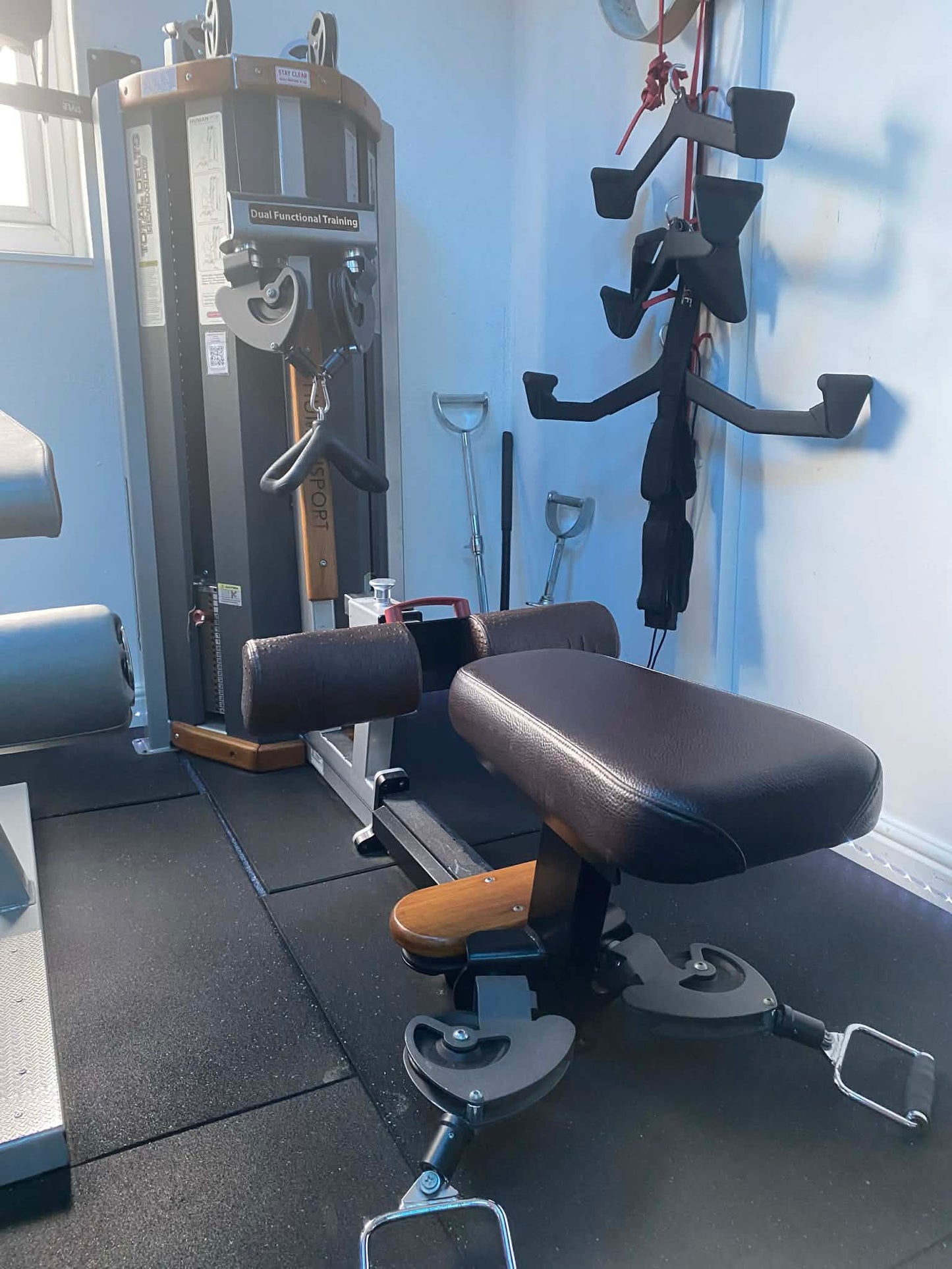 Star Trac Human Sport Total Delt Machine