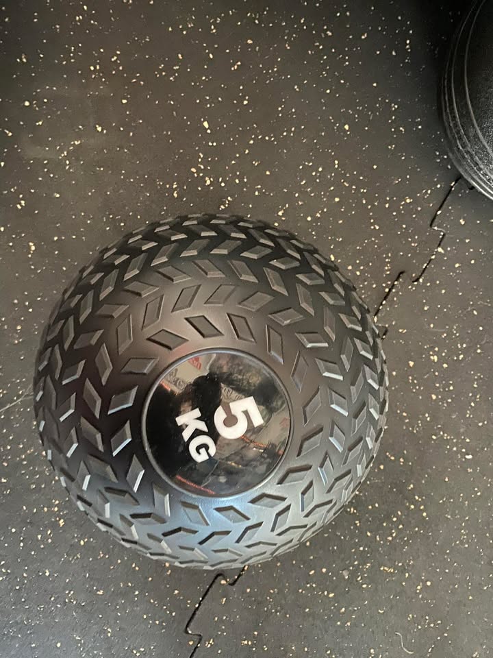 Tyre Tred Slam Balls