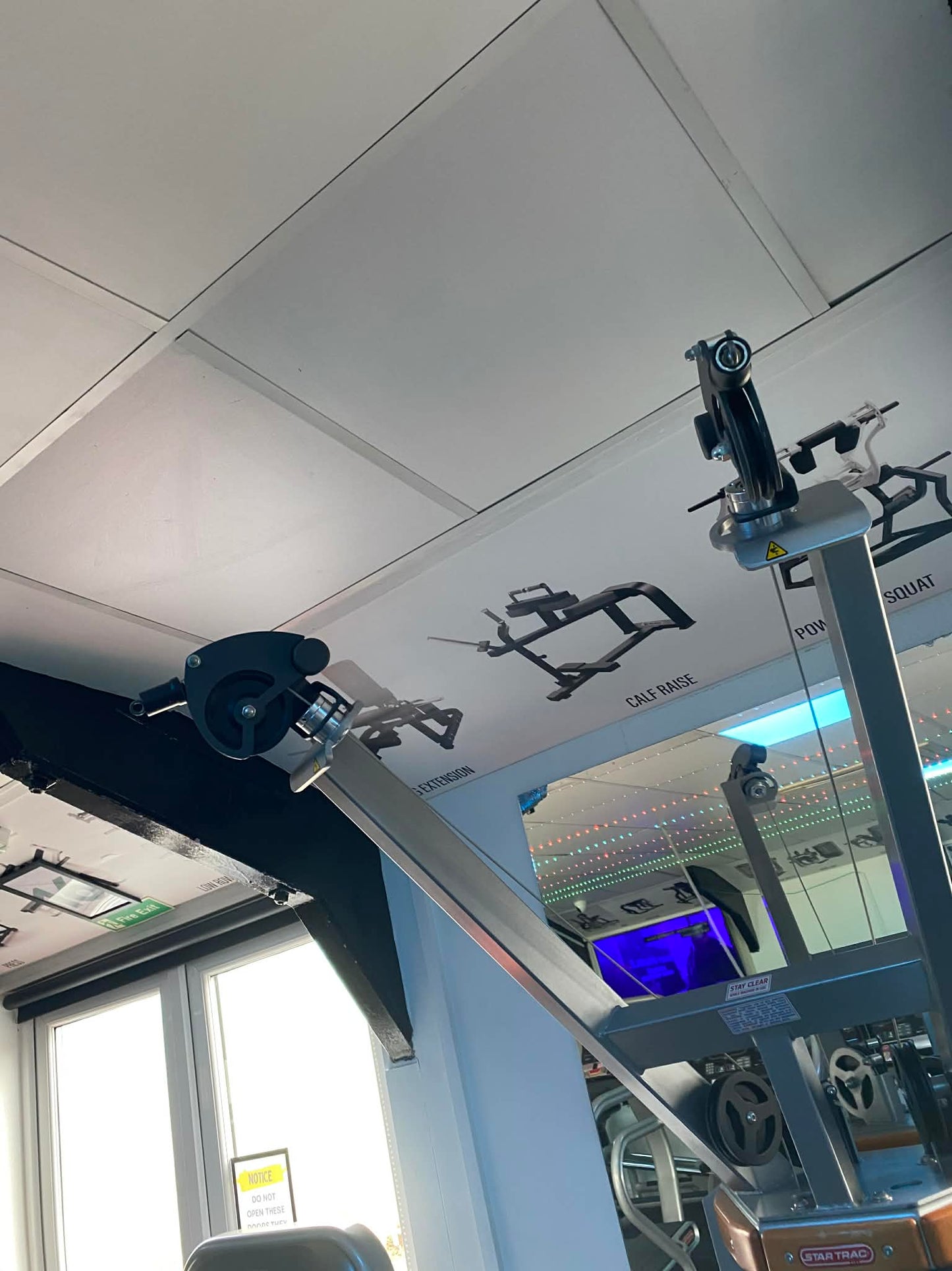 Star Trac Human Sport Total Pull Lift Machine