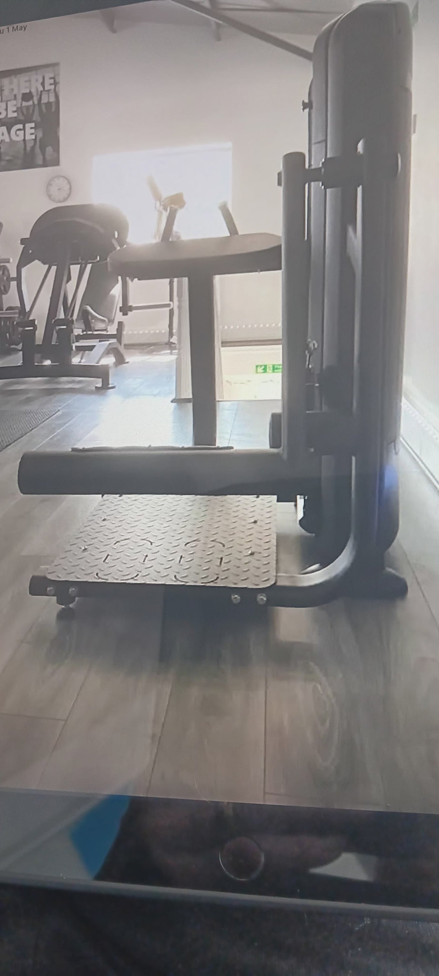 Glute extension.  Pin loaded 100kg weight stacks.