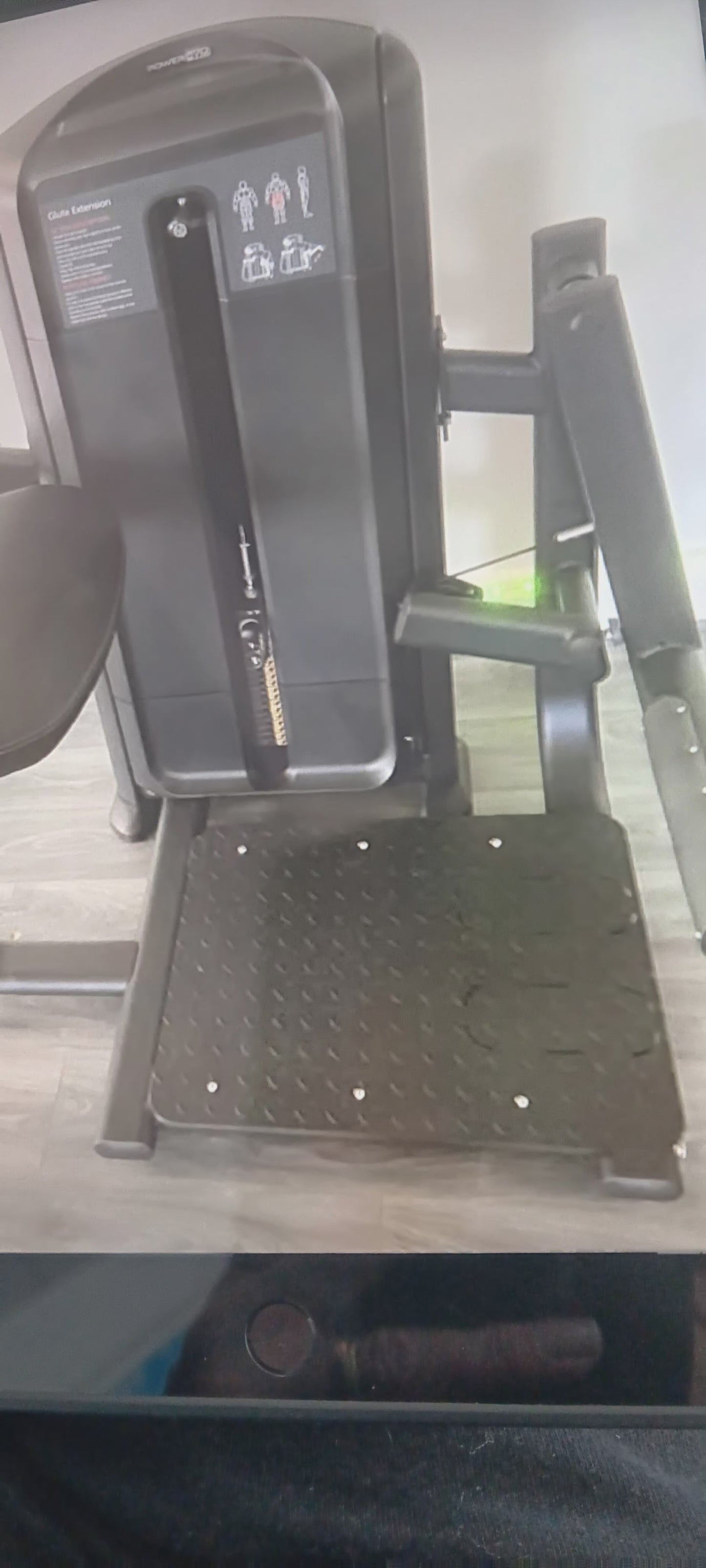 Glute extension.  Pin loaded 100kg weight stacks.
